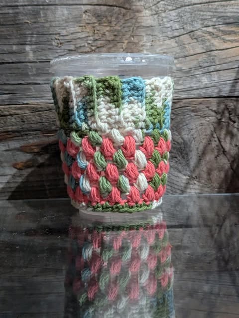 Green/Salmon Cup Cozy