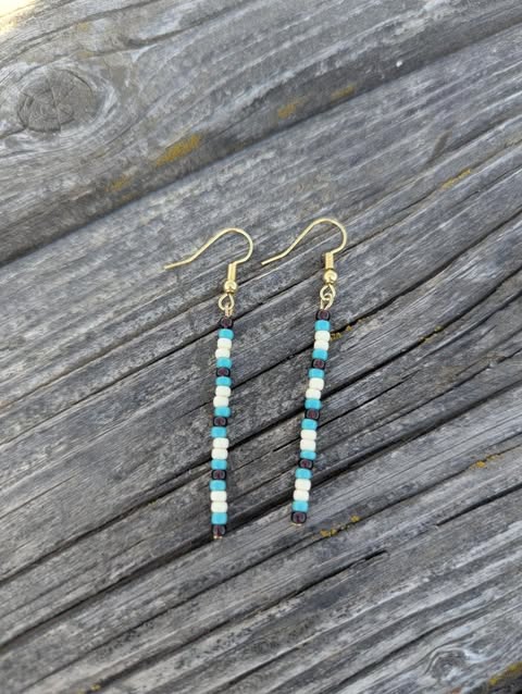 Wind River Single Pin Earrings