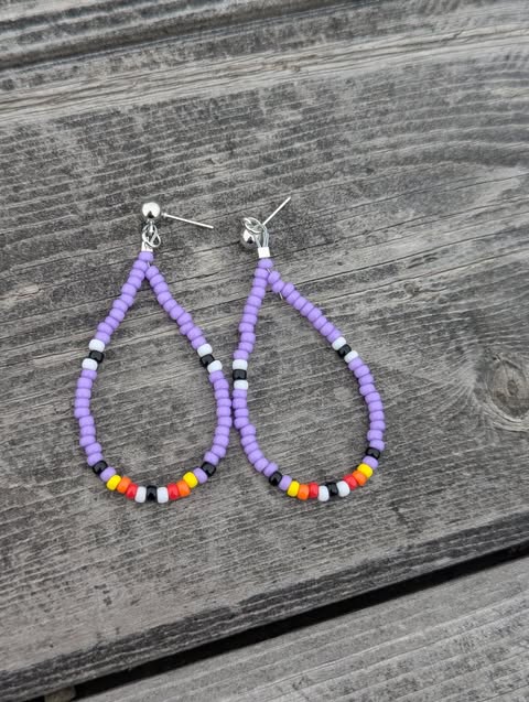 Light Purple Teardrop Earrings